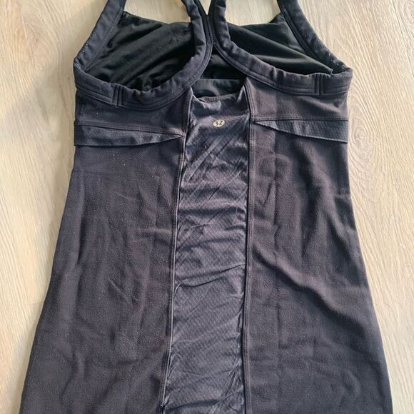 LULULEMON TANK Top with Built-in Support and Sheer Breathable Back Strip - Picture 2 of 6
